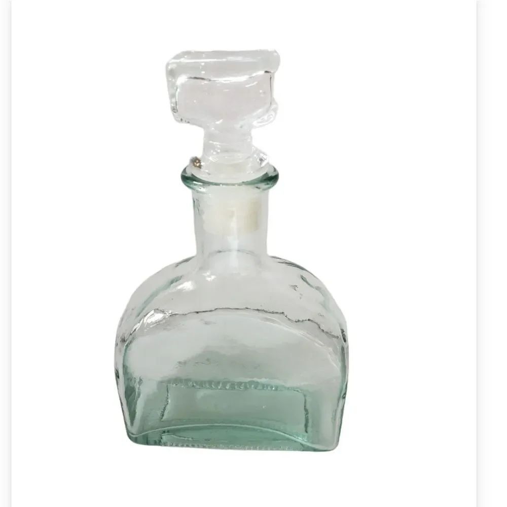 Glass Decanter 